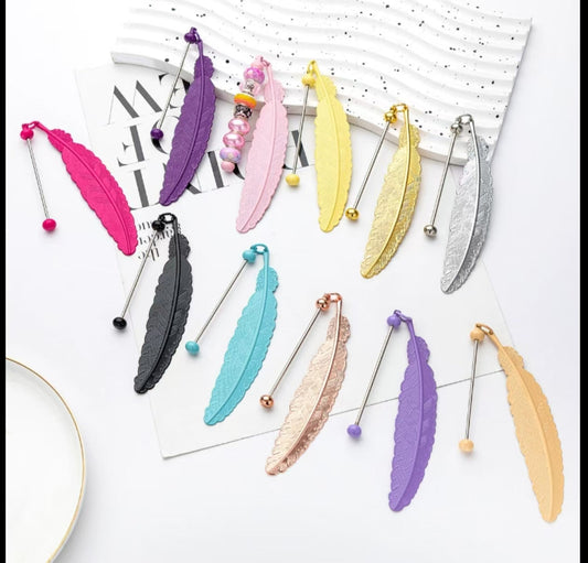 NEW【B269】Feather Bookmark